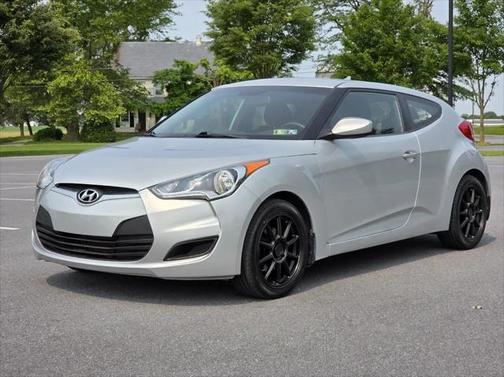 2013 Hyundai Veloster Base