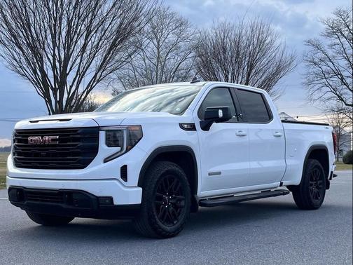 2024 GMC Sierra 1500 Elevation
