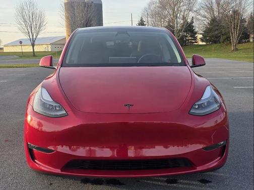 2023 Tesla Model Y Performance Dual Motor All-Wheel Drive