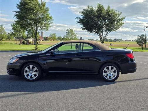 2011 Chrysler 200 Touring