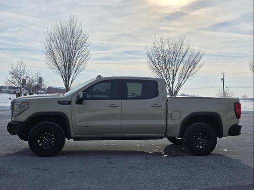 2023 GMC Sierra 1500 AT4X