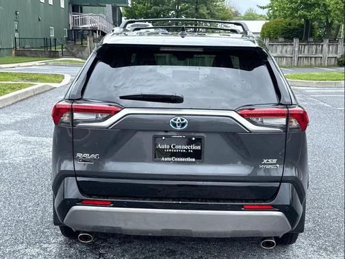 Magnetic Gray Metallic/Midnight Black Metallic 2024 Toyota RAV4 Hybrid SE