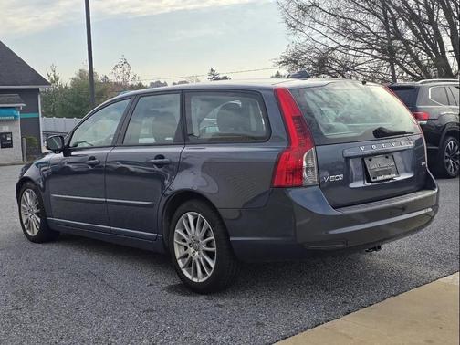 2010 Volvo V50 2.4i