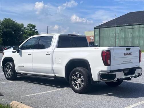 2022 GMC Sierra 1500 SLE