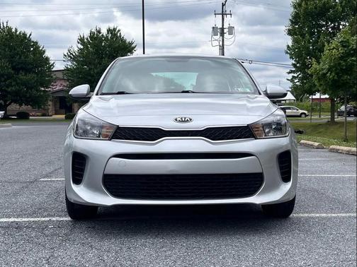 Silky Silver 2018 Kia Rio S
