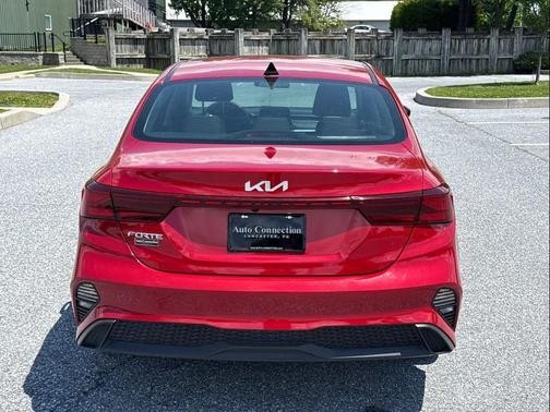 Currant Red 2024 Kia Forte LXS