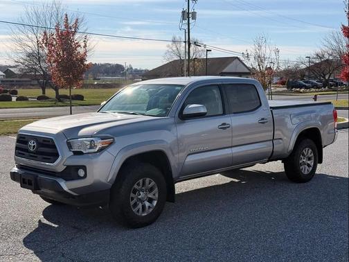 2017 Toyota Tacoma SR5