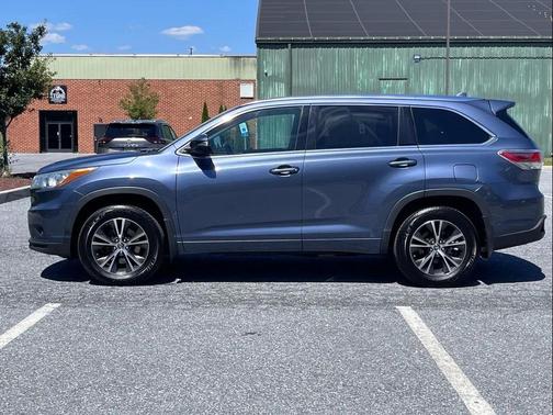 Predawn Gray Mica 2016 Toyota Highlander XLE