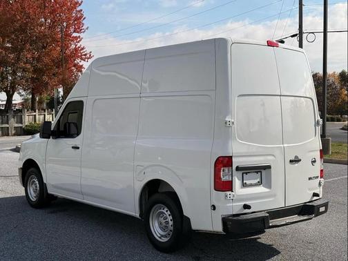 2021 Nissan NV Cargo NV2500 HD S V6
