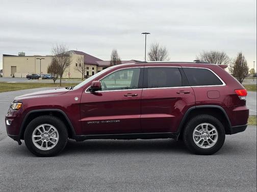 2018 Jeep Grand Cherokee Laredo E