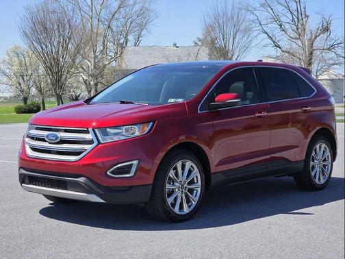 Ruby Red Metallic Tinted Clearcoat 2018 Ford Edge Titanium