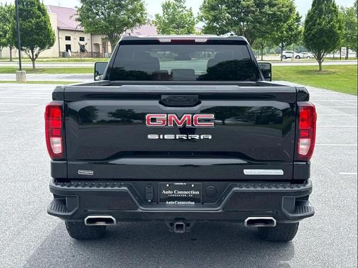 Onyx Black 2024 GMC Sierra 1500 Elevation