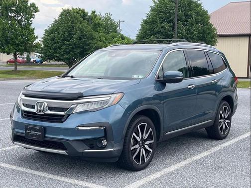 Blue 2019 Honda Pilot Touring 8-Passenger