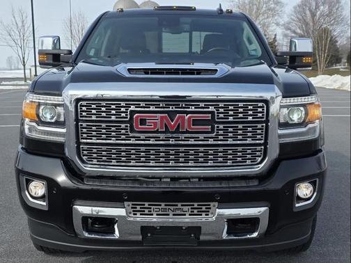 2019 GMC Sierra 2500 Denali