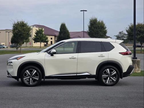 2022 Nissan Rogue Platinum