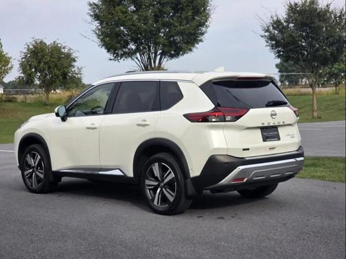 2022 Nissan Rogue Platinum