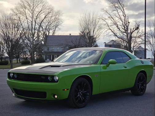 2017 Dodge Challenger R/T