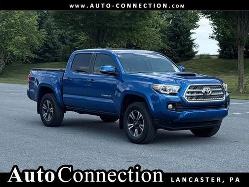 Blazing Blue Pearl 2016 Toyota Tacoma TRD Sport