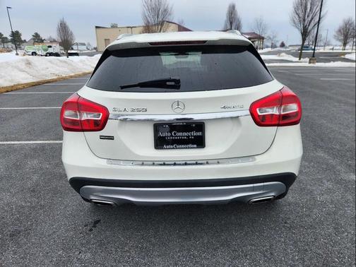 2016 Mercedes-Benz GLA-Class 4MATIC