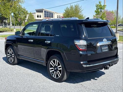 Midnight Black Metallic 2016 Toyota 4Runner Limited
