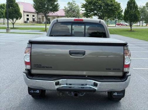 2015 Toyota Tacoma Base