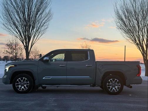 2024 Toyota Tundra Hybrid 1794 Edition