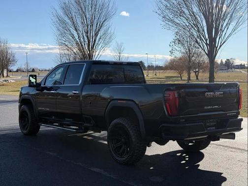 2025 GMC Sierra 2500 Denali