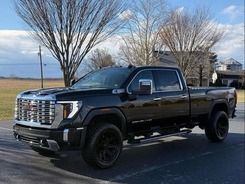 2025 GMC Sierra 2500 Denali