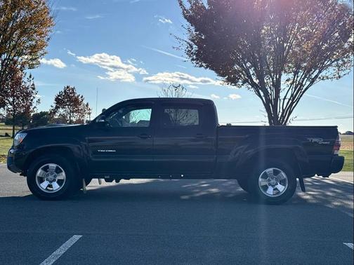 2013 Toyota Tacoma Base