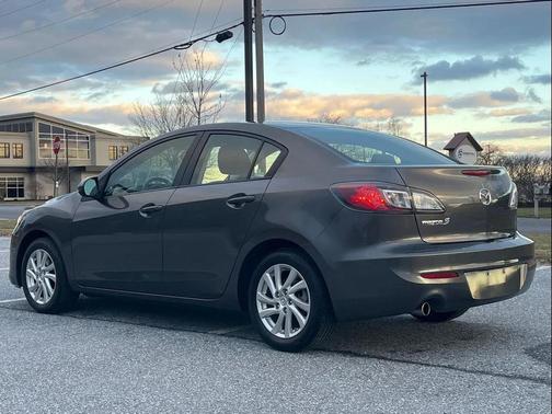2012 Mazda Mazda3 i Touring