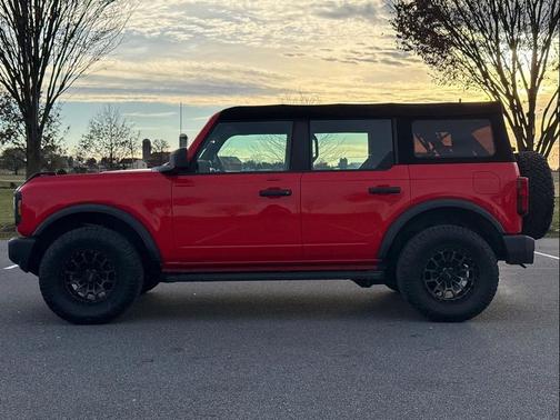 2023 Ford Bronco 