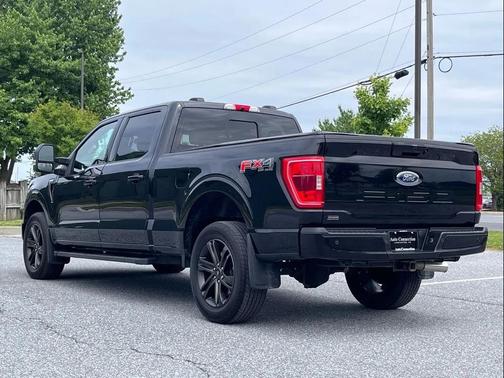 Agate Black Metallic 2022 Ford F-150 XLT
