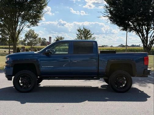 2017 Chevrolet Silverado 1500 2LT
