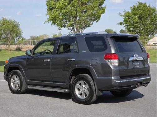 Magnetic Gray Metallic 2013 Toyota 4Runner SR5