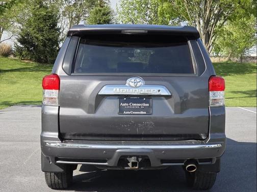Magnetic Gray Metallic 2013 Toyota 4Runner SR5