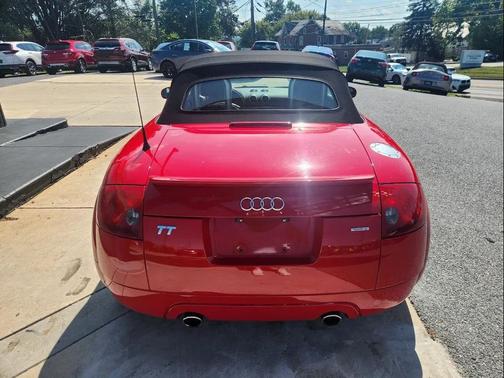 2004 Audi TT Roadster