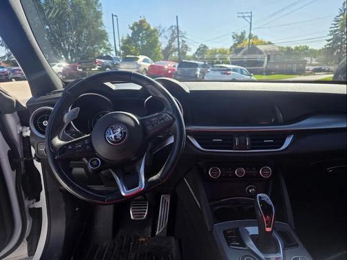 2022 Alfa Romeo Stelvio Ti
