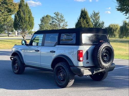 2022 Ford Bronco Black Diamond
