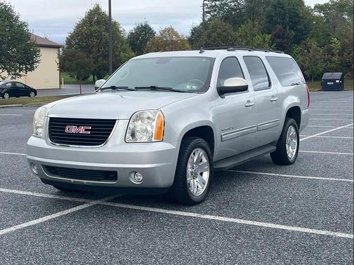 2011 GMC Yukon XL 1500 SLT