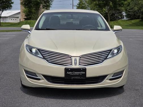 2014 Lincoln MKZ Base