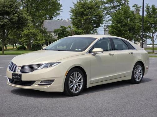 2014 Lincoln MKZ Base