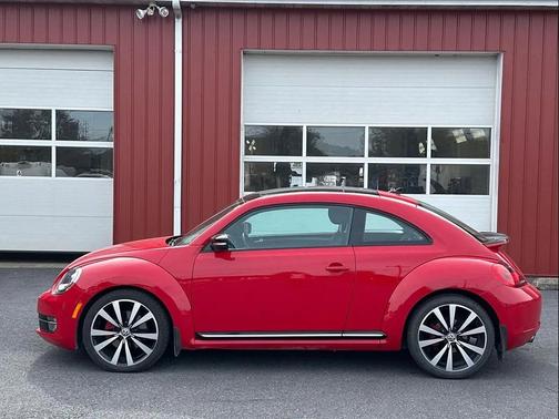 2012 Volkswagen Beetle Base