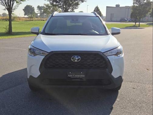 Wind Chill Pearl 2022 Toyota Corolla Cross LE