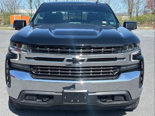 Black 2021 Chevrolet Silverado 1500 LT