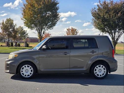 2011 Scion xB Release Series 8.0