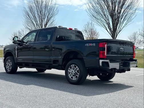 Agate Black Metallic 2025 Ford F-350 Lariat