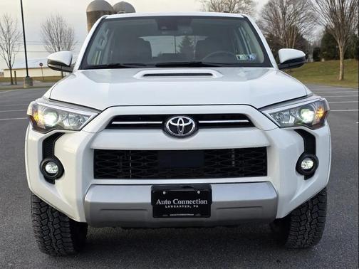 2023 Toyota 4Runner TRD Off Road