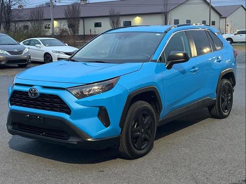 2021 Toyota RAV4 LE