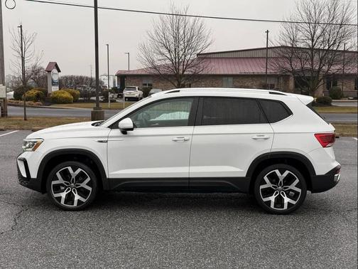 2022 Volkswagen Taos 1.5T SEL