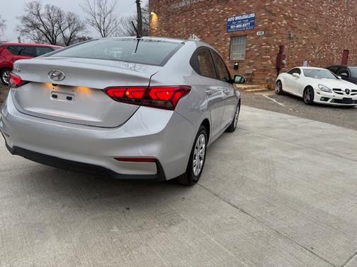 2021 Hyundai Accent SE